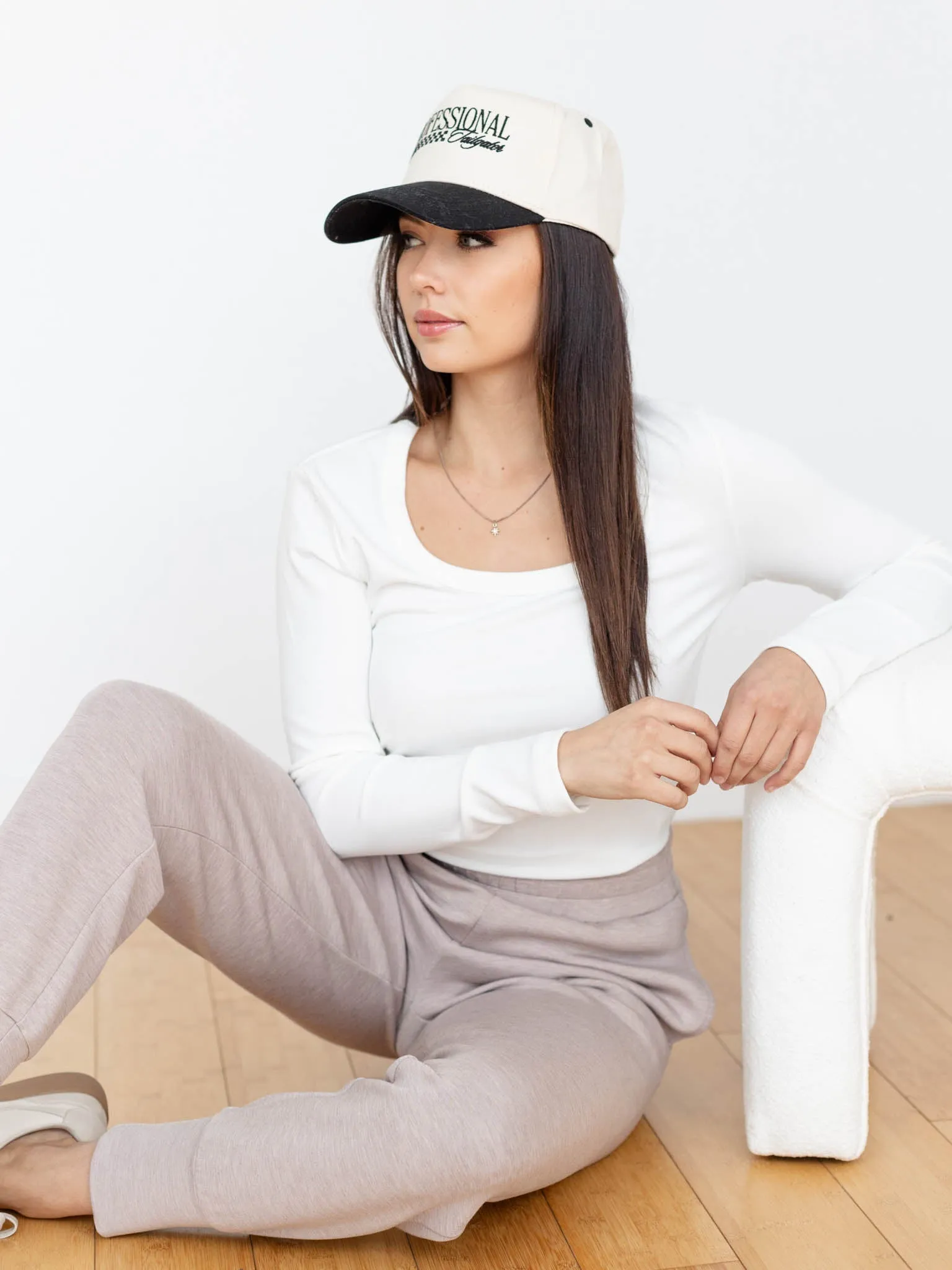 Basic Scoop Neck Long Sleeve