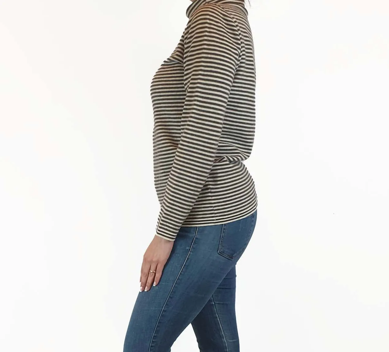 Brown and white wool feel turtle neck jumper fits size 10
