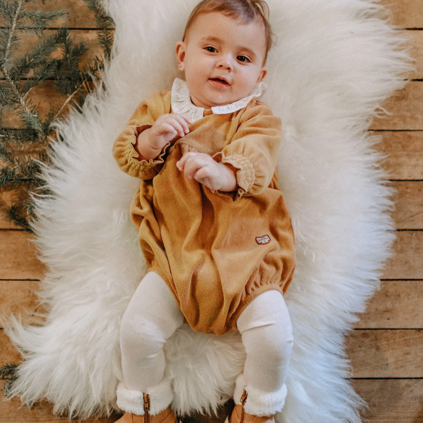 Cache-couche ample caramel en ratine, bébé || Caramel loose fit bodysuit in terry, baby