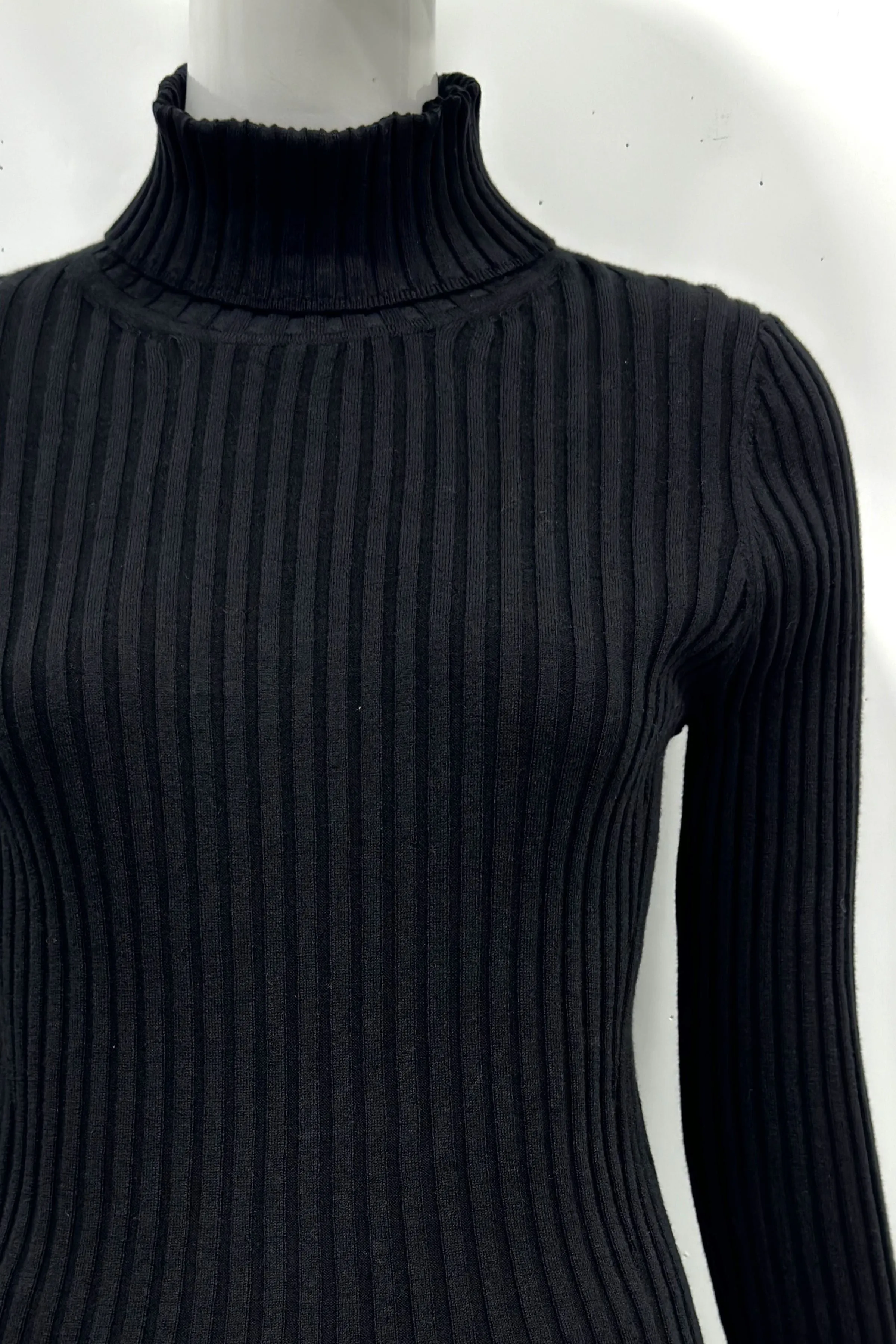Cotton/Cashmere Blend Long Sleeve Rib Turtle Neck Pullover