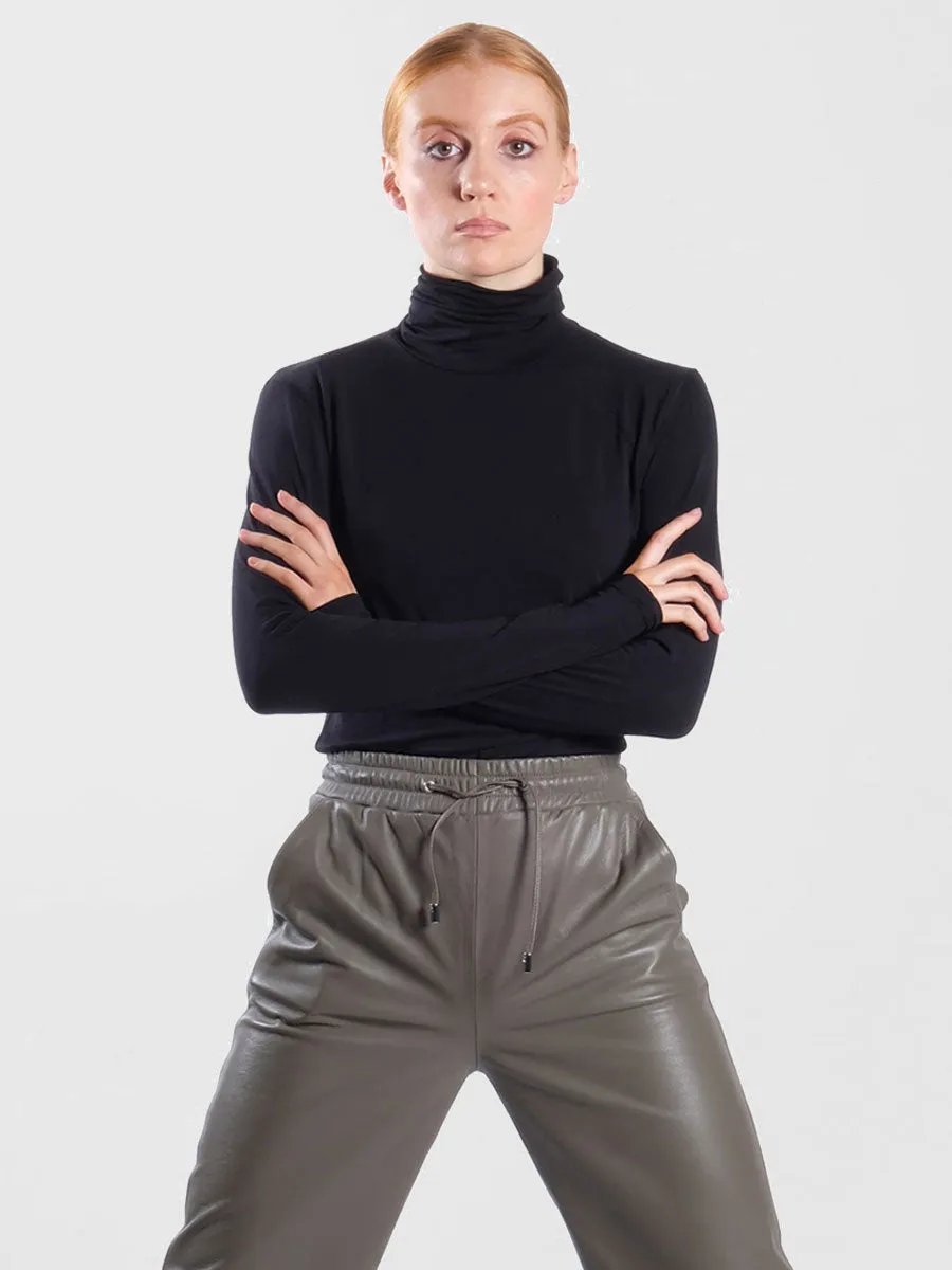 Ester Rollneck - Black