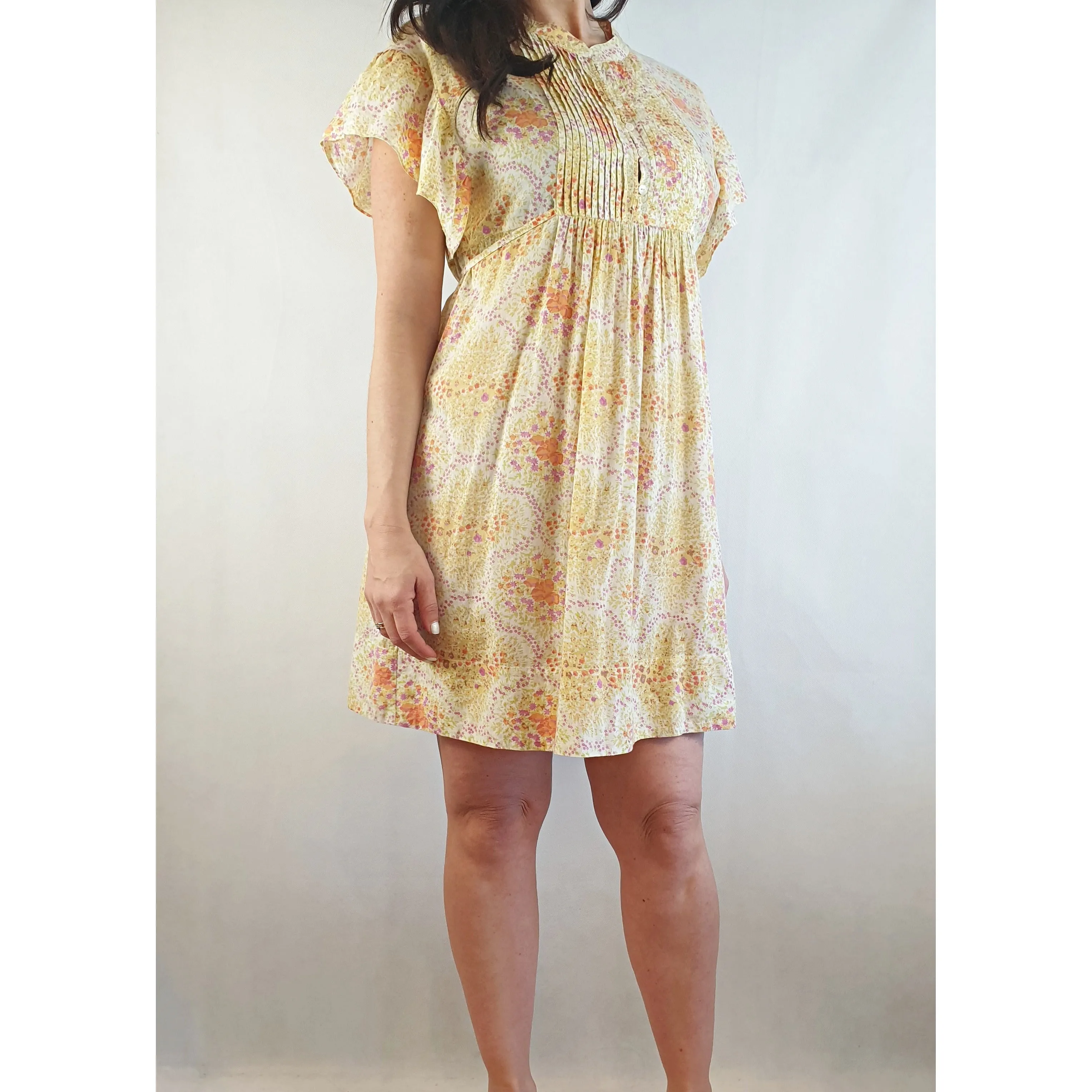 Fleur Wood floral dress with front rouching and flared sleeves size 3 (best fits size 12)