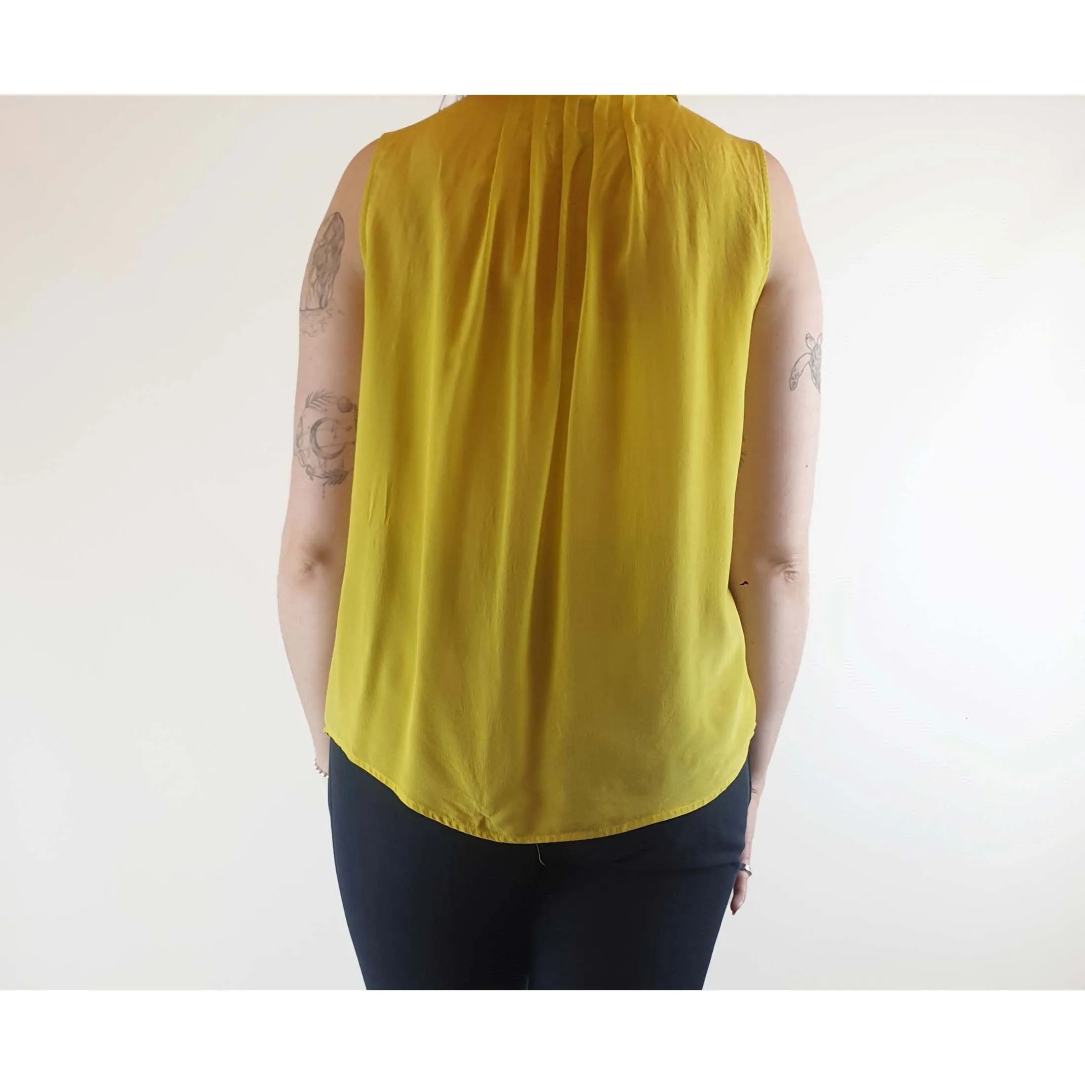 Gorman lime yellow 100% silk sleeveless shirt size 14 (best fits size 12-small 14)