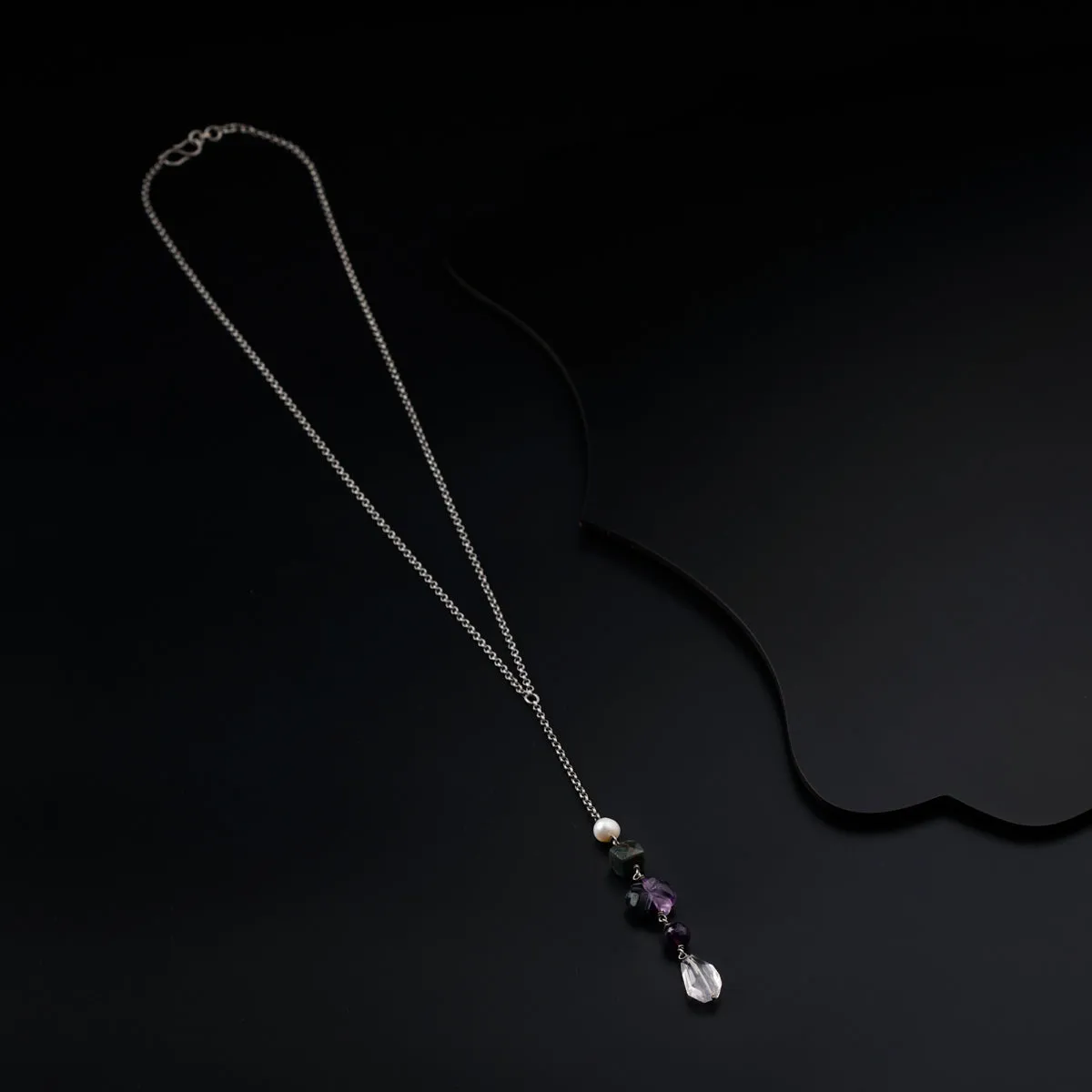 Long necklaces casual / formal / office wear