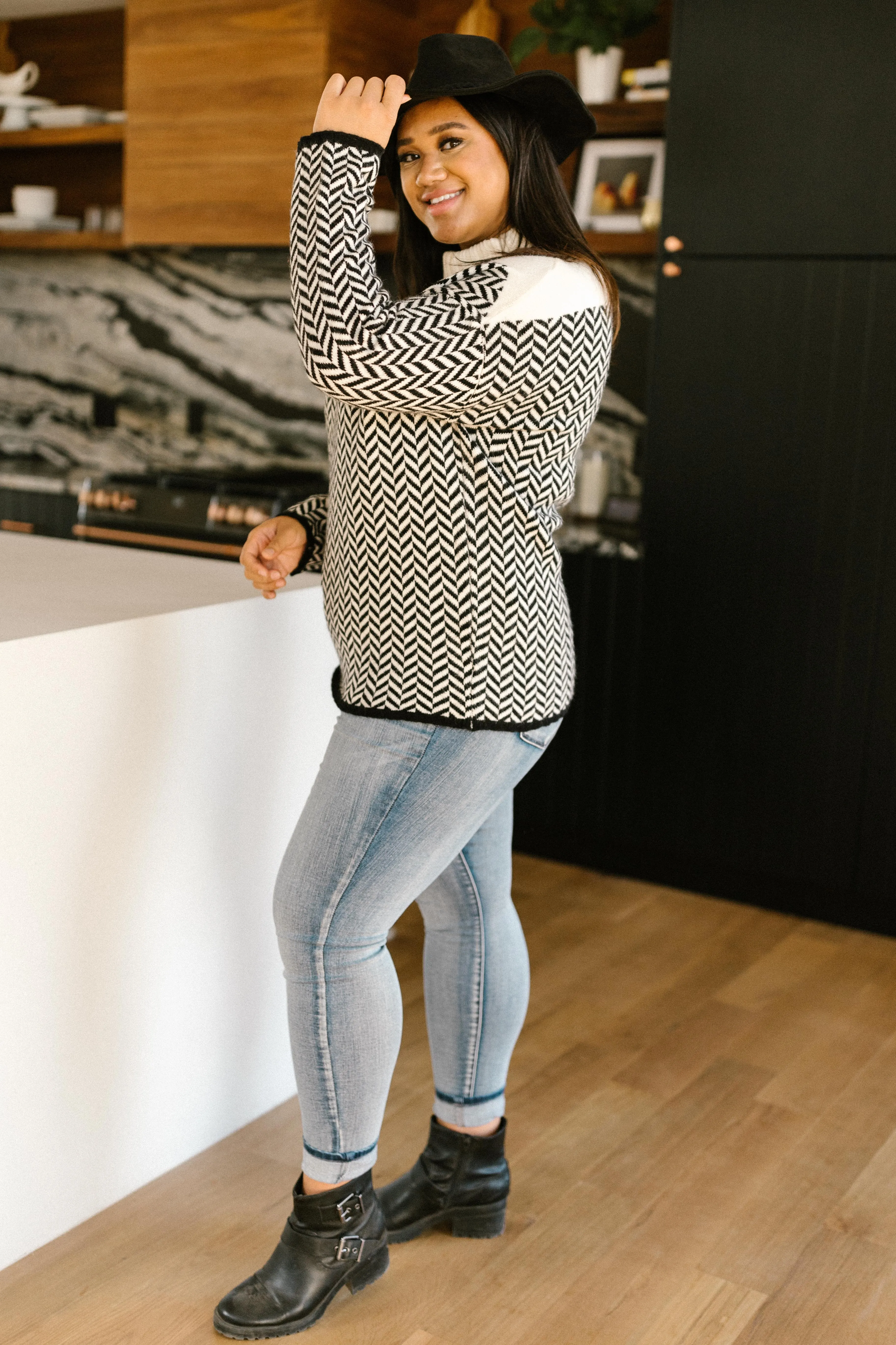Mess With Your Mind Sweater in Black