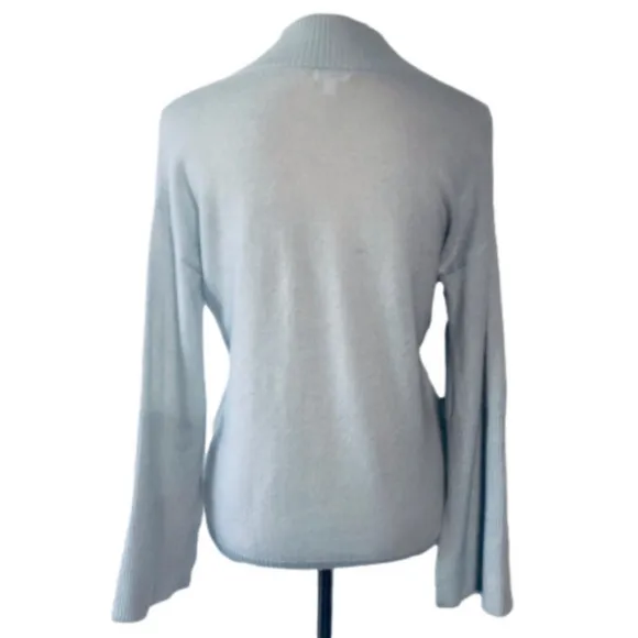 Minnie Rose cashmere V-Neck Sweater pale blue XS pre-owned excellent condition