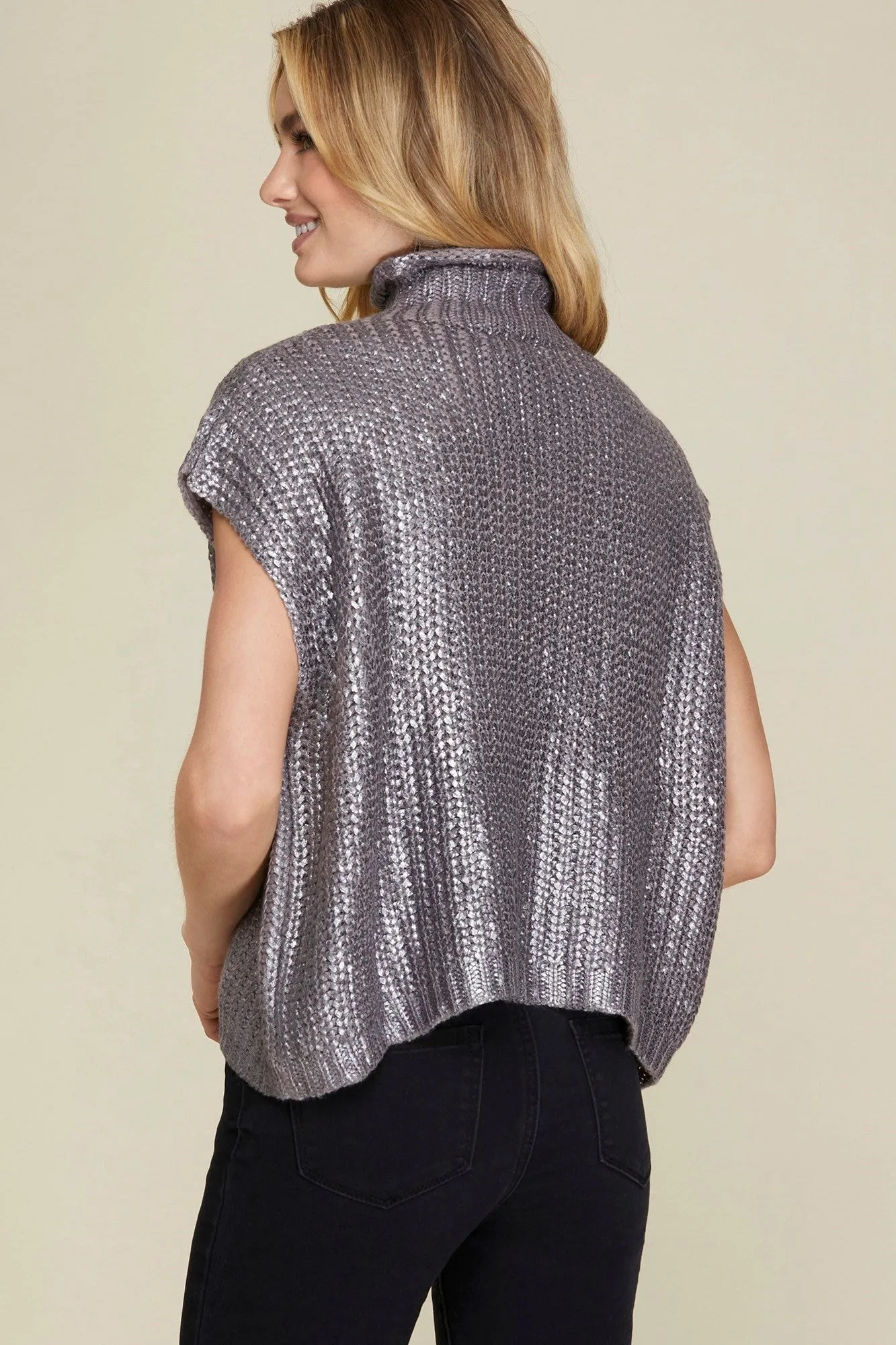 Oaklyn Metallic Top