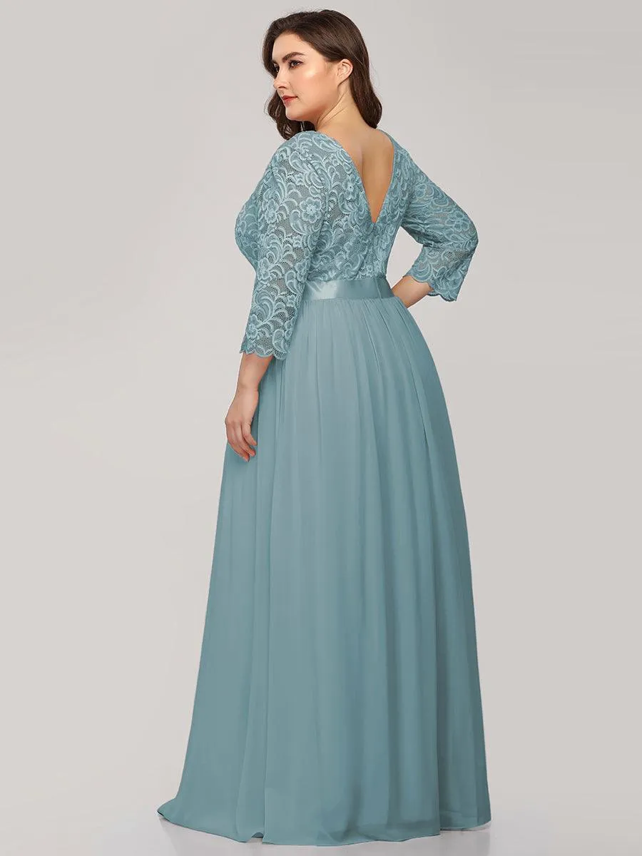 Robe de soirée en dentelle transparente au sol avec demi-manches