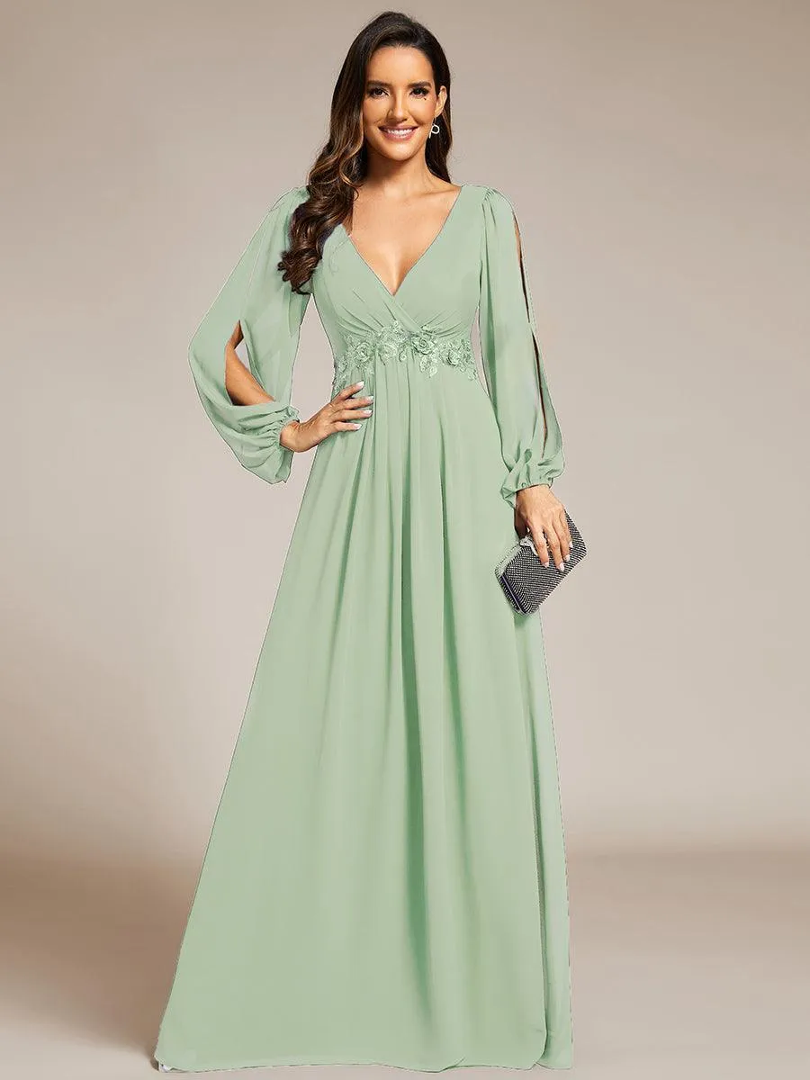 Robe de Soiree Longue Elegante Avec Lanterne en V Profond a Manches Fendues et Appliques