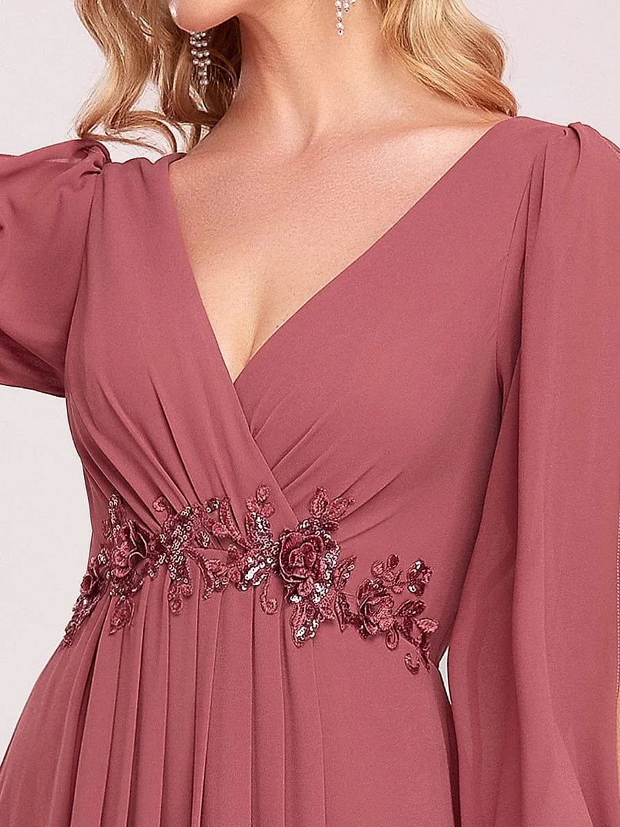 Robe de Soiree Longue Elegante Avec Lanterne en V Profond a Manches Fendues et Appliques