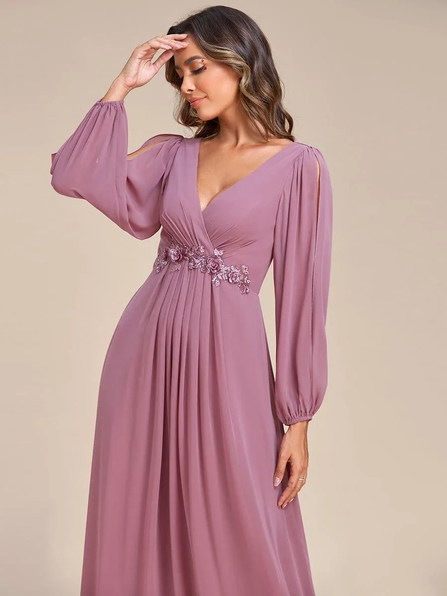 Robe de Soiree Longue Elegante Avec Lanterne en V Profond a Manches Fendues et Appliques