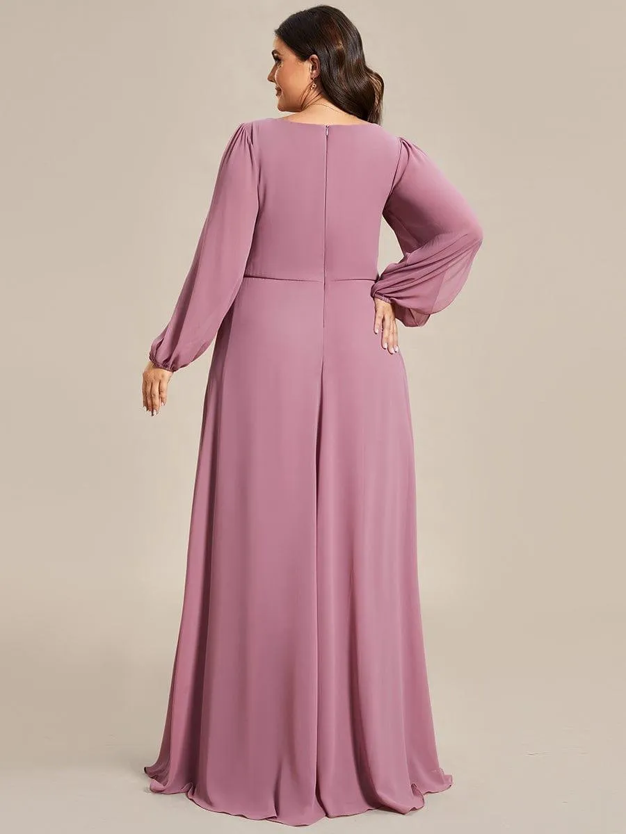 Robe de Soiree Longue Elegante Avec Lanterne en V Profond a Manches Fendues et Appliques