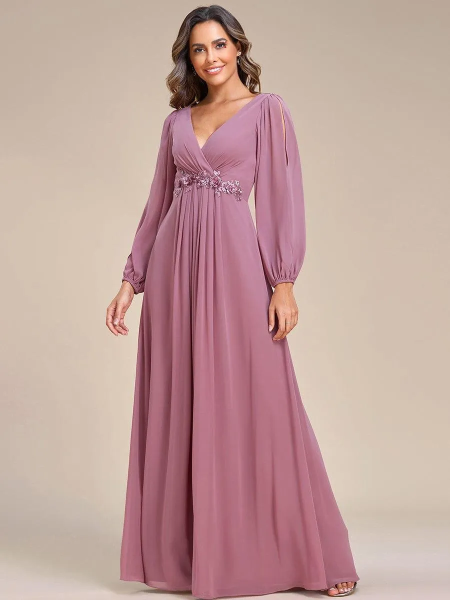 Robe de Soiree Longue Elegante Avec Lanterne en V Profond a Manches Fendues et Appliques