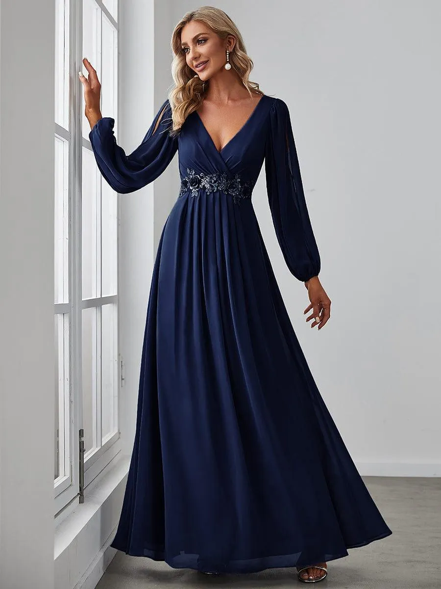 Robe de Soiree Longue Elegante Avec Lanterne en V Profond a Manches Fendues et Appliques