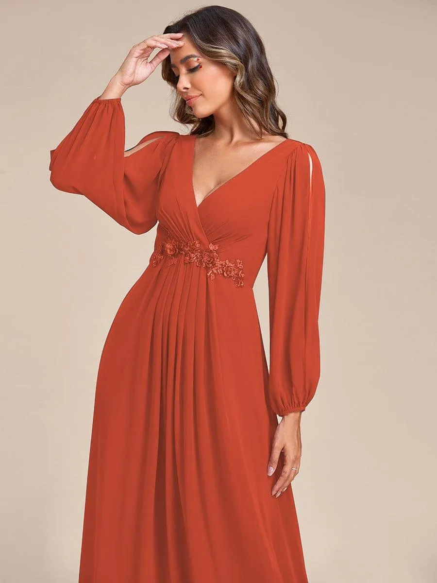 Robe de Soiree Longue Elegante Avec Lanterne en V Profond a Manches Fendues et Appliques