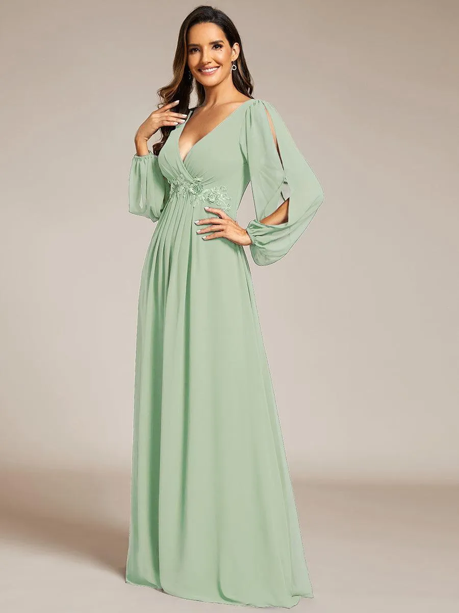 Robe de Soiree Longue Elegante Avec Lanterne en V Profond a Manches Fendues et Appliques