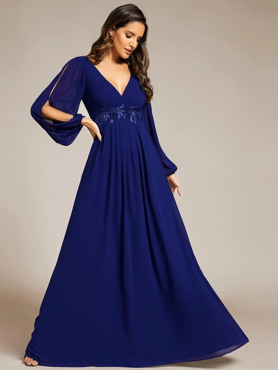 Robe de Soiree Longue Elegante Avec Lanterne en V Profond a Manches Fendues et Appliques