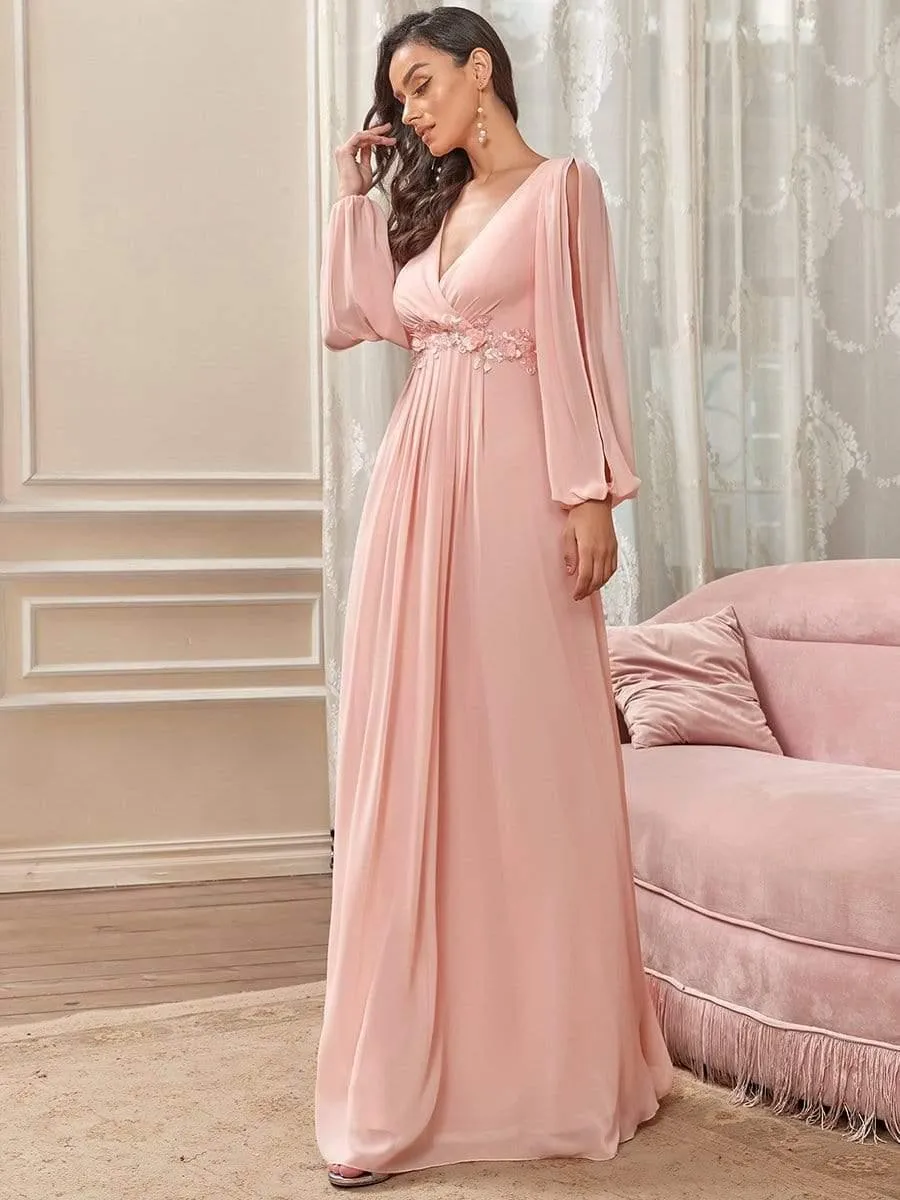 Robe de Soiree Longue Elegante Avec Lanterne en V Profond a Manches Fendues et Appliques