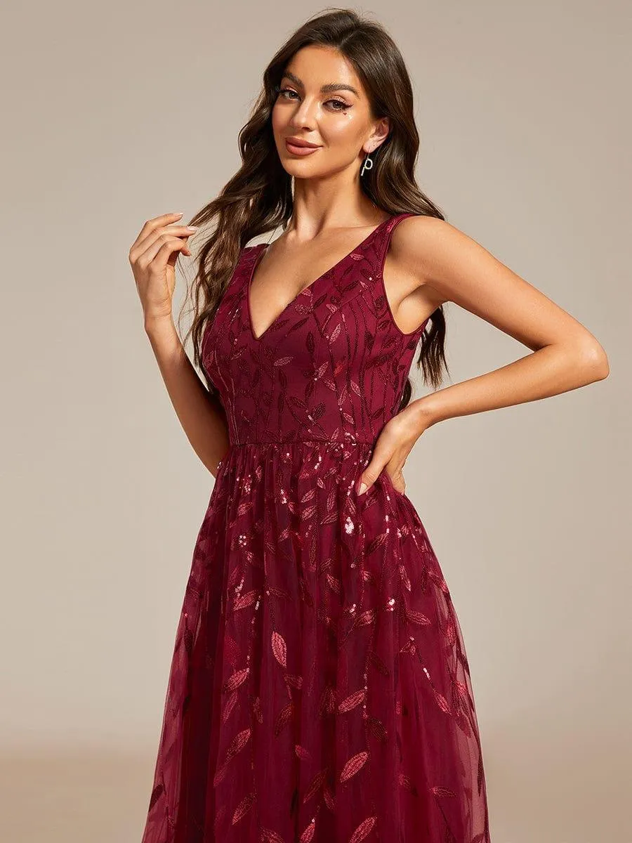 Robe d'invité de mariage mi-longue trapèze à col en V et paillettes avec sans manches