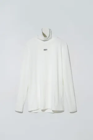 TBD Turtle Neck White
