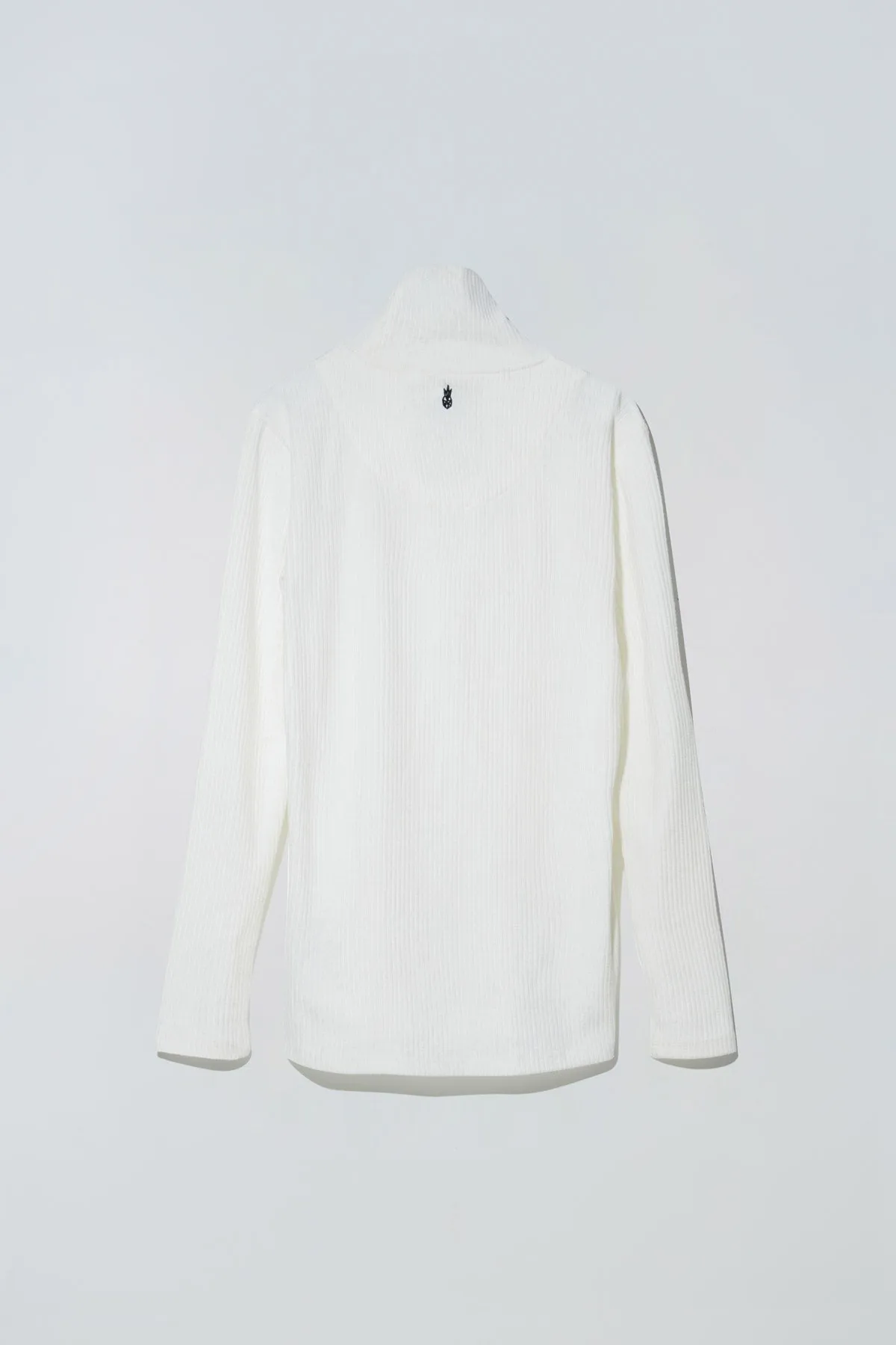 TBD Turtle Neck White