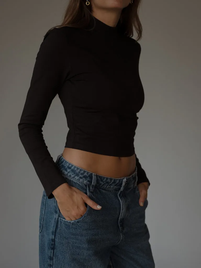 TURTLE NECK TOP  - BLACK