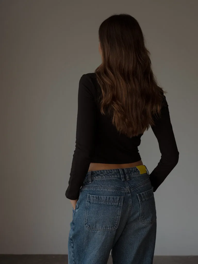 TURTLE NECK TOP  - BLACK