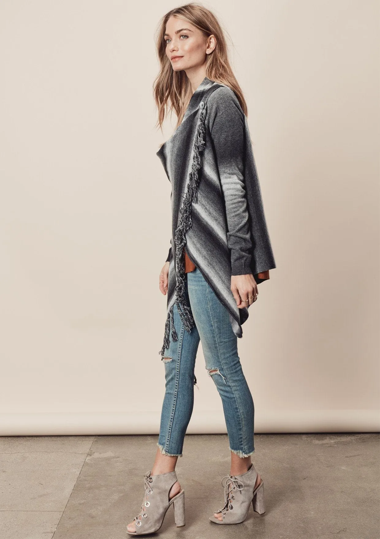 Vida Sweater