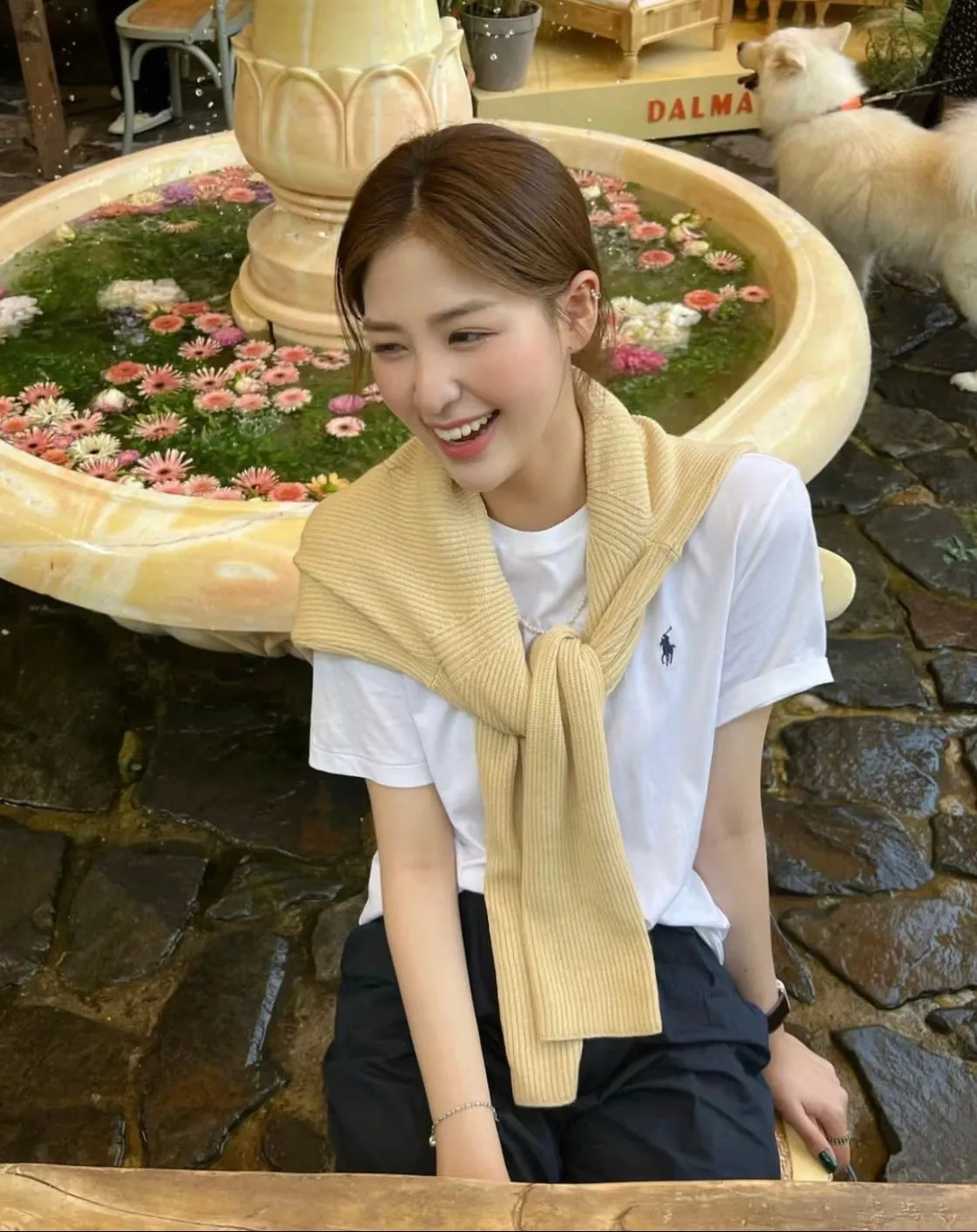Women C-neck Tee