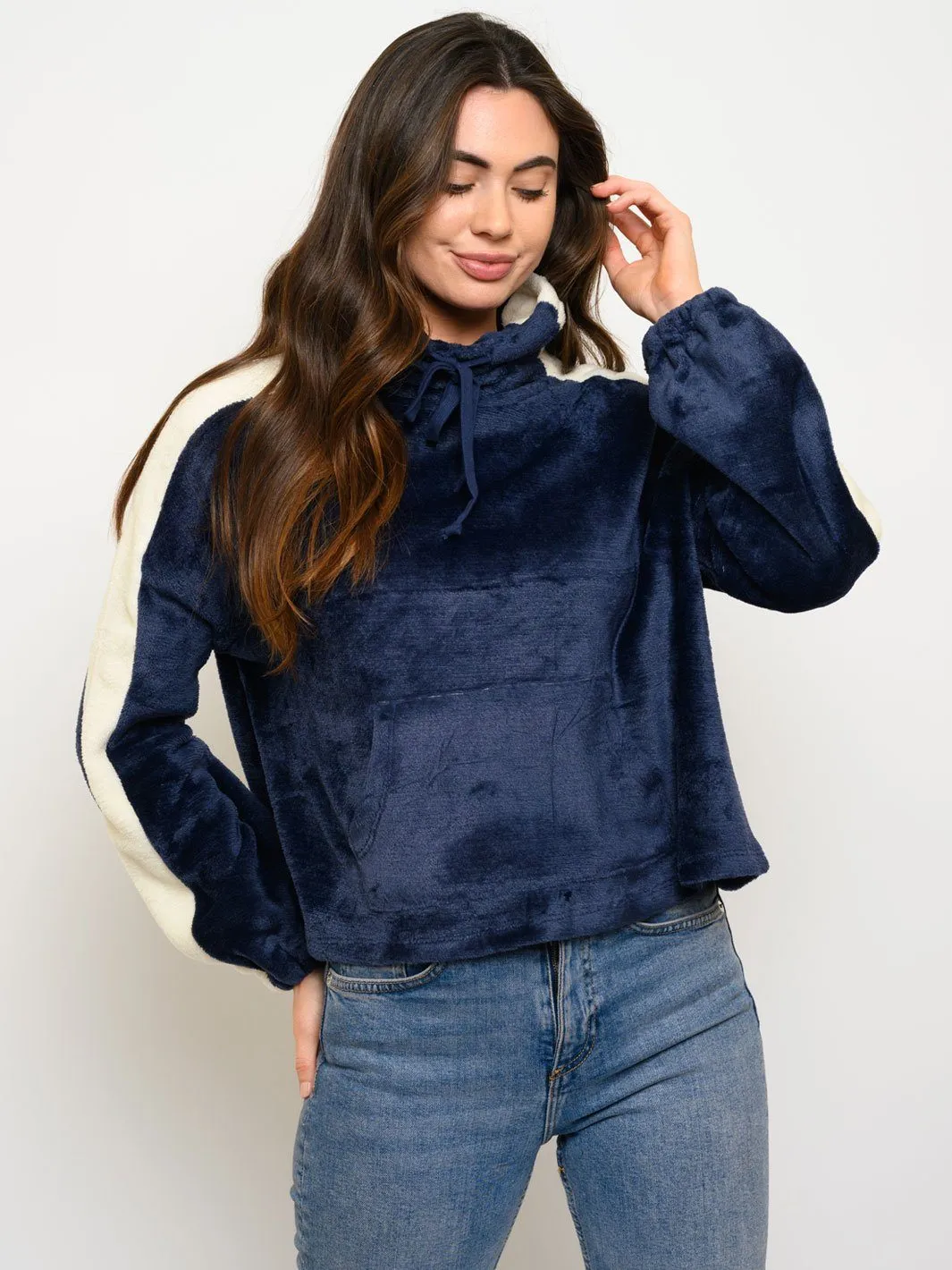 WOMEN'S LONG SLEEVE COLOR BLOCK FUZZY SWEATER