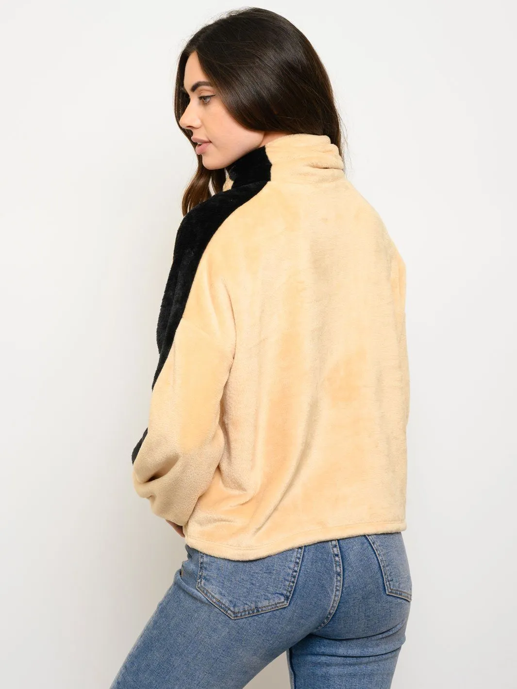 WOMEN'S LONG SLEEVE COLOR BLOCK FUZZY SWEATER