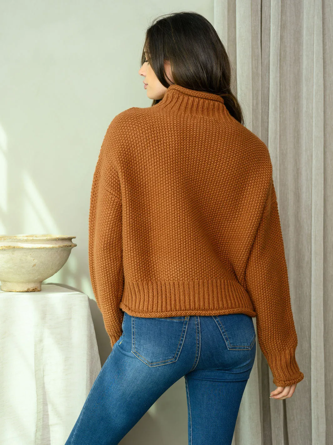WOMEN'S LONG SLEEVE RIBBED TURTLE NECK PULLOVER SWEATER