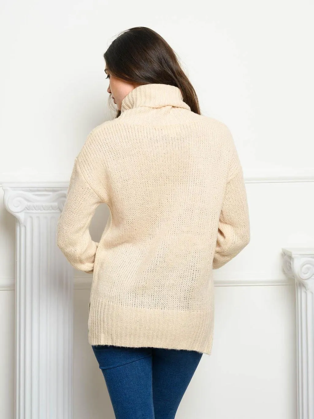 WOMEN'S LONG SLEEVE TURTLE NECK SWEATER